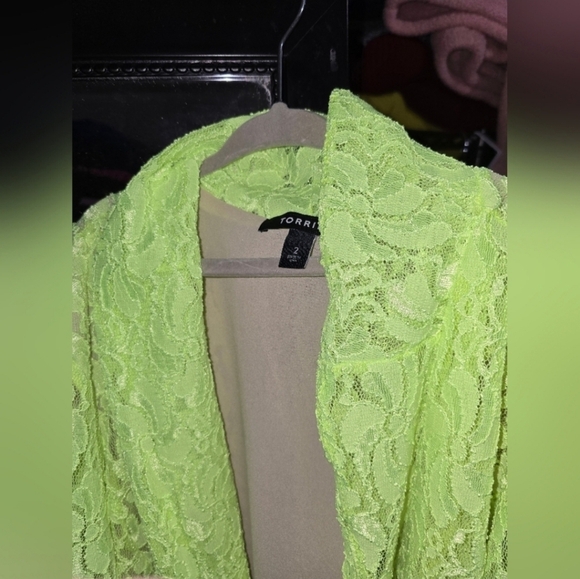 🍁🍂Nwot TORRID 2X NEON GREEN/YELLOW LACE BLAZER - Picture 5 of 6